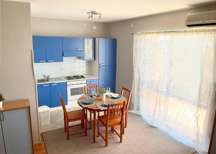Apartmani Sveti Filip I Jakov סבטי פיליפ אי ג'קוב