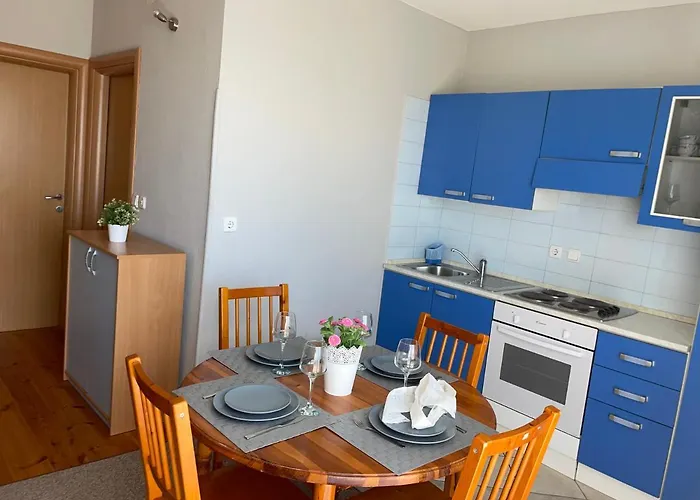 Apartmani Sveti Filip I Jakov * סבטי פיליפ אי ג'קוב