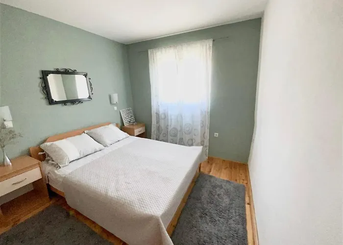 דירה Apartmani Sveti Filip I Jakov סבטי פיליפ אי ג'קוב