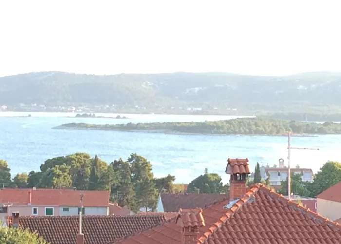 Apartmani Sveti Filip I Jakov * סבטי פיליפ אי ג'קוב