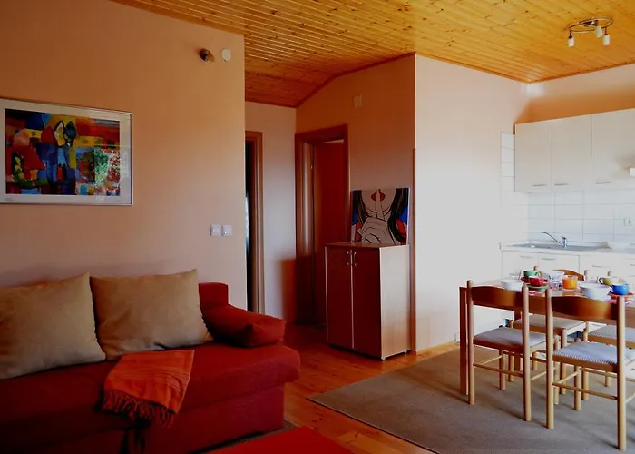 דירה Apartmani Sveti Filip I Jakov סבטי פיליפ אי ג'קוב
