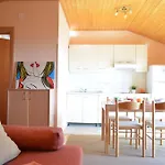 Apartmani Sveti Filip I Jakov Apartamento *