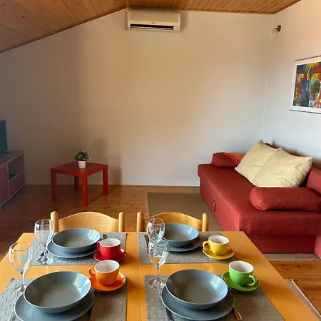Apartmani Sveti Filip I Jakov