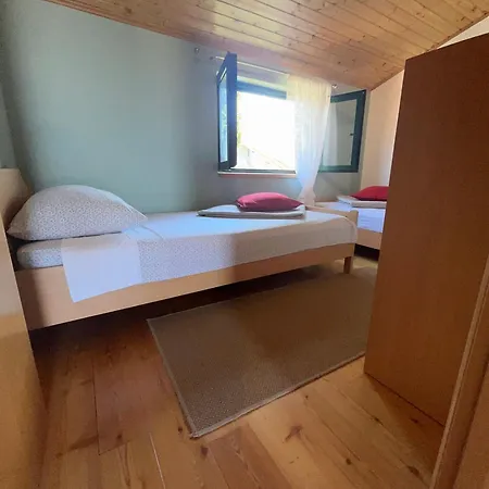 Apartmani Sveti Filip I Jakov Apartment *