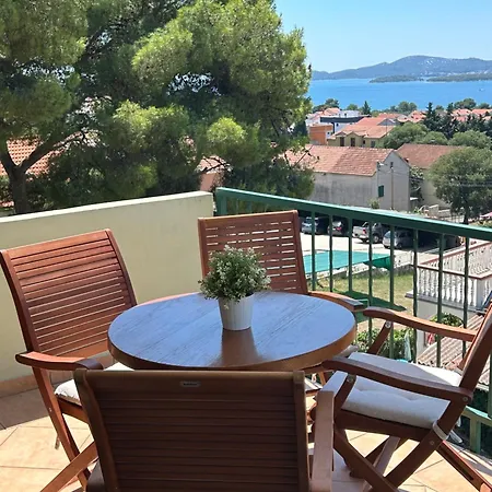 Apartmani Sveti Filip I Jakov *