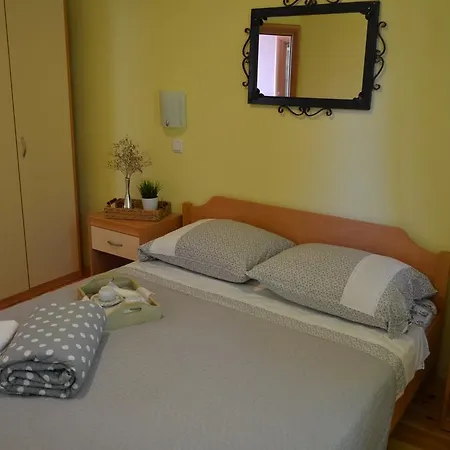 Apartmani Sveti Filip i Jakov