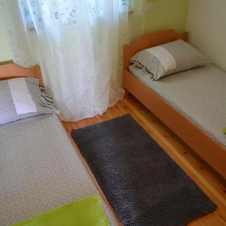 Apartmani Sveti Filip I Jakov Daire *