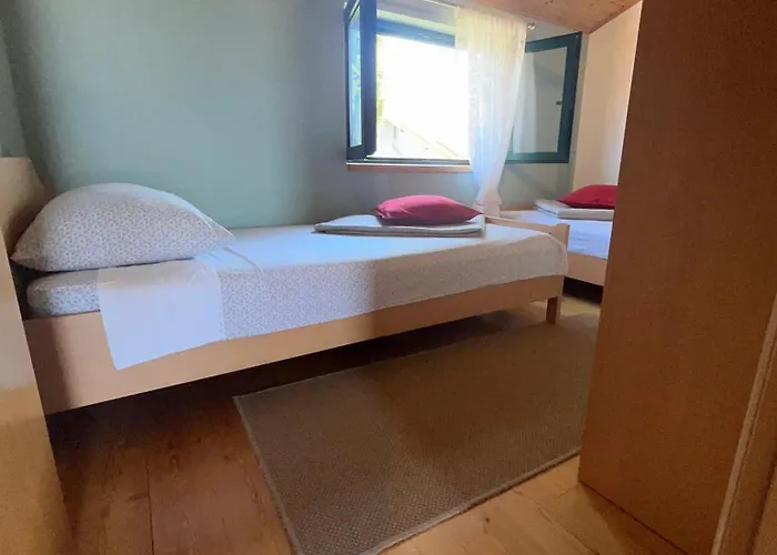 Apartmani Апартаменты *